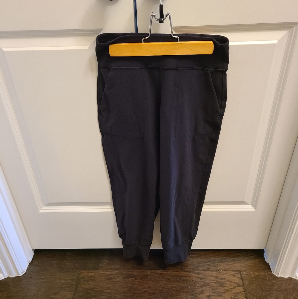 Lululemon align Hi-rise crop 23" black